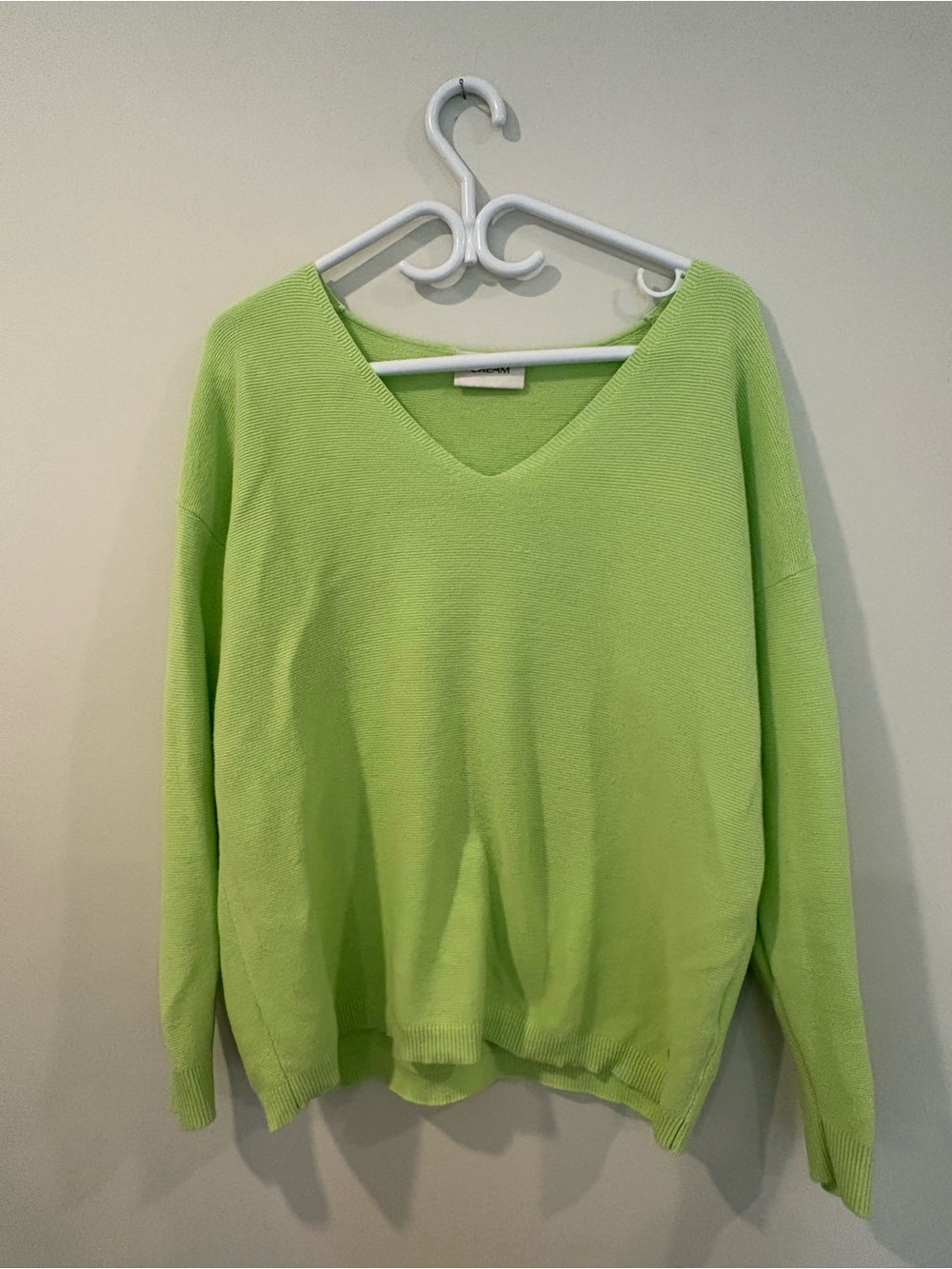 Cream Lime Green V-Neck Knit Sweater – Size XL